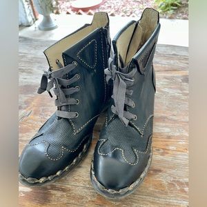 Black Combat Style Rovers: Size 9.5